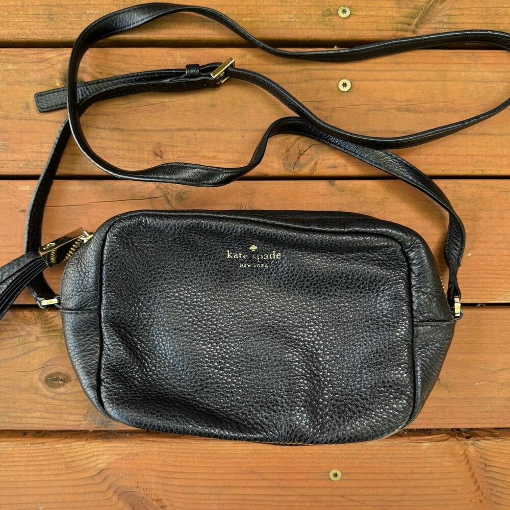 Kate Spade Black Pebbled Leather Crossbody Bag – Adjustable Strap